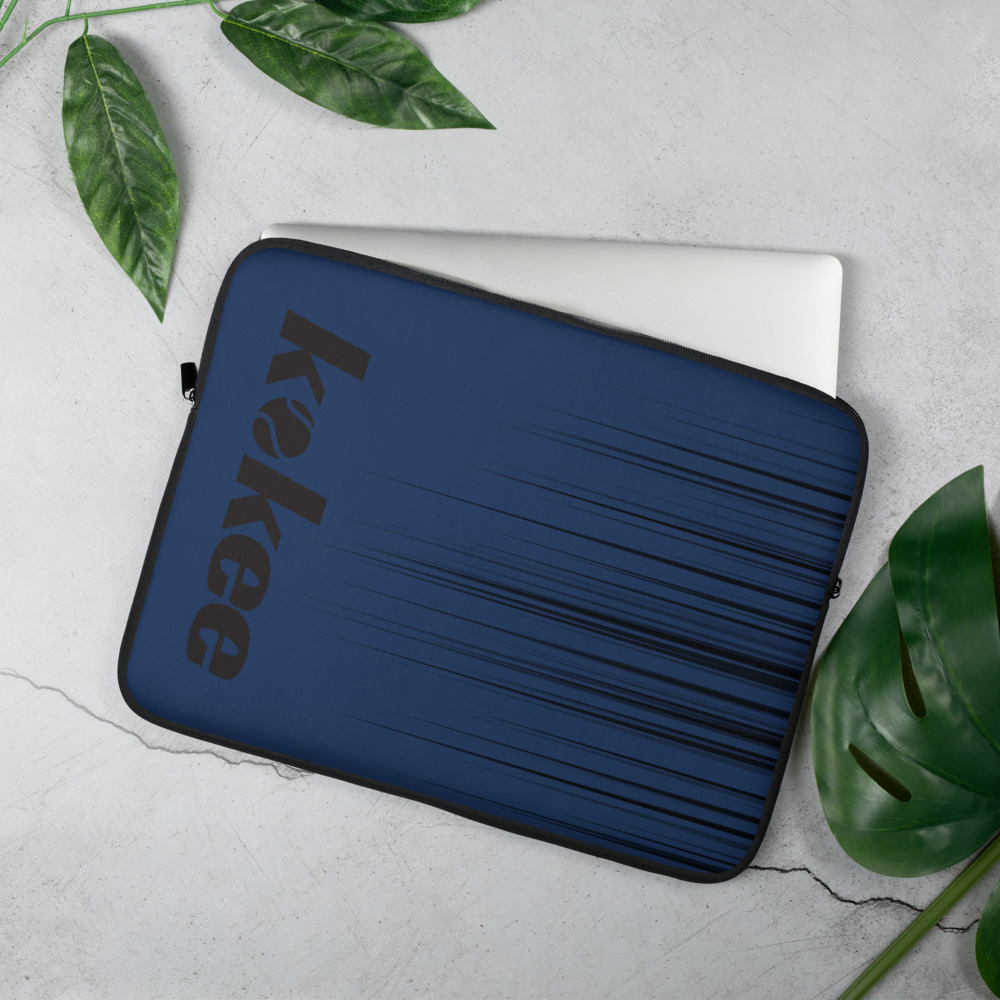 k-lap-blue_mockup_Front_Lifestyle_15-in