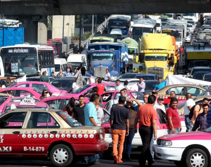 taxistas-paralizan-la-cdmx-van-contra-uber-y-didi