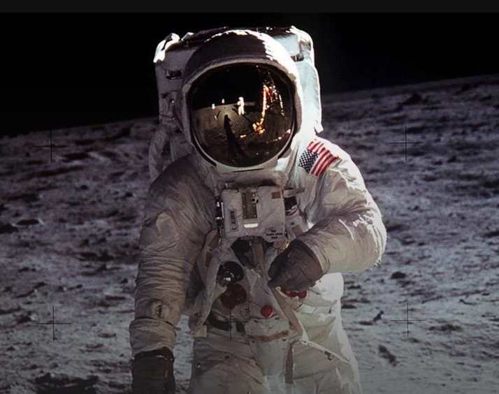 asi-cambiaron-los-negocios-tras-llegada-del-hombre-a-luna