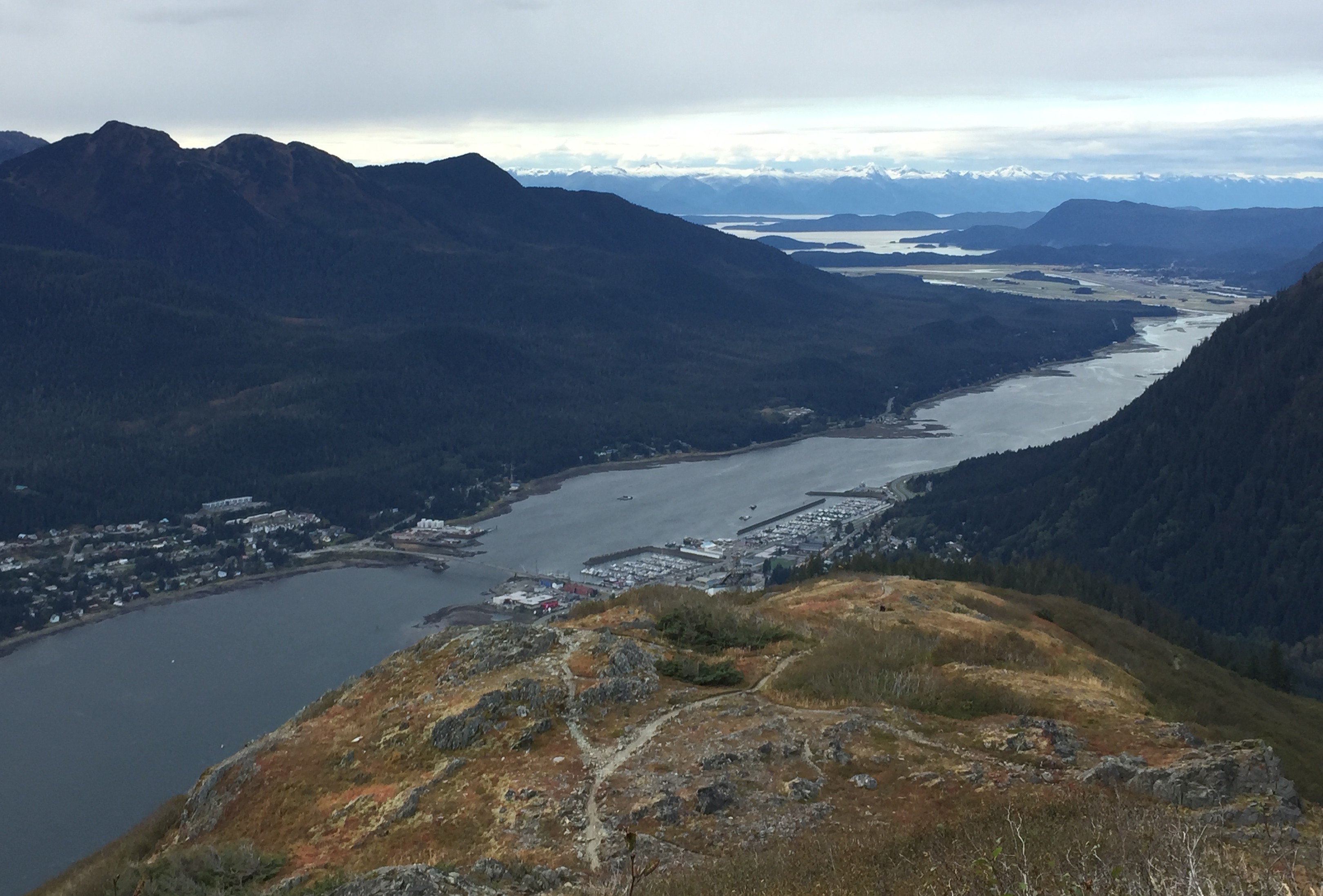 Juneau hiker rescued from Mount Roberts