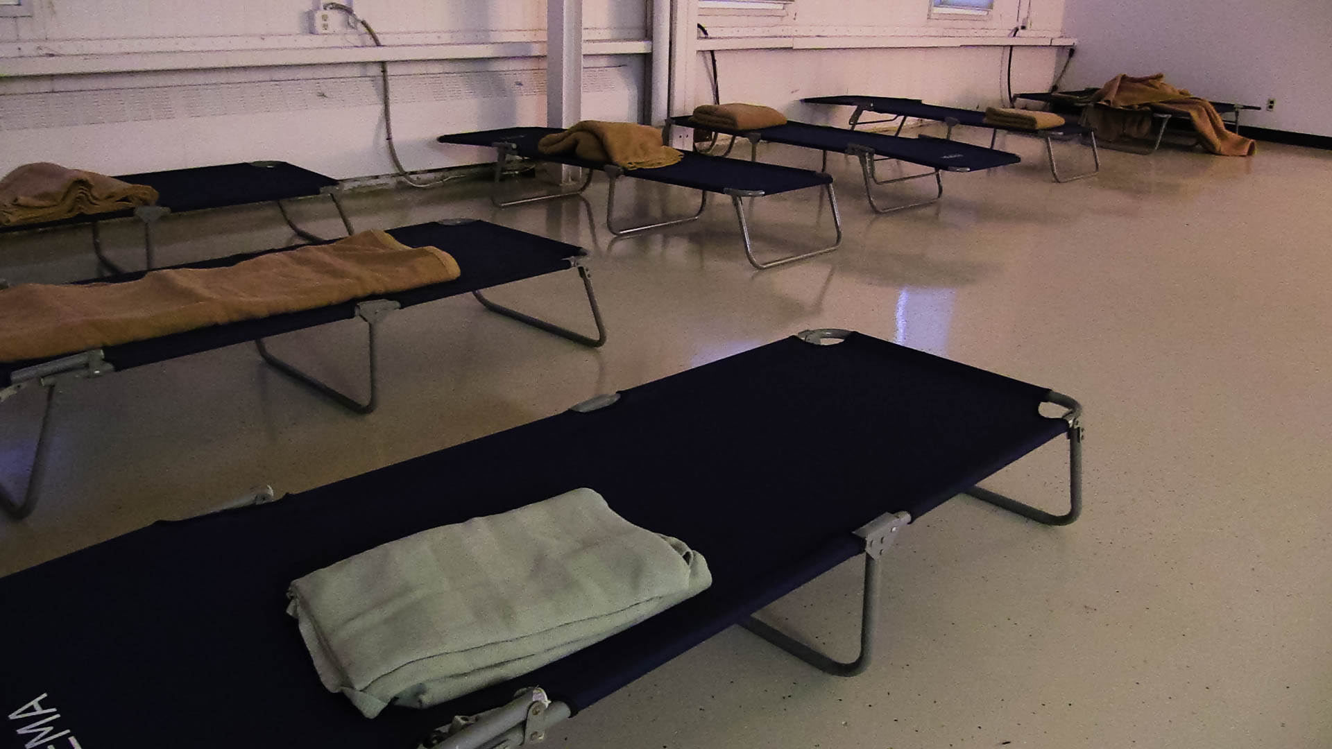 Juneau's emergency warming shelter open for cold nights