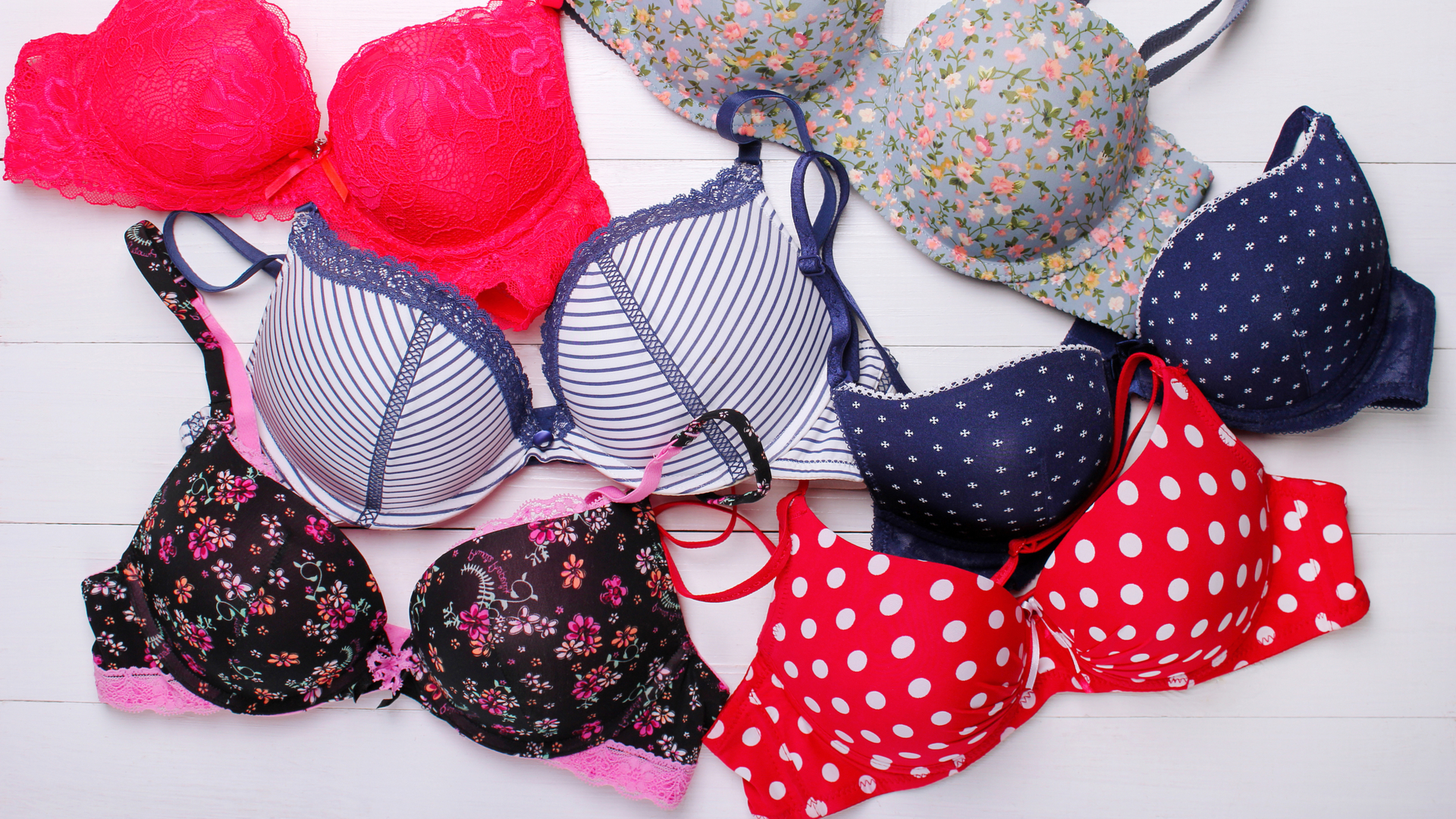 How To Find Discounts On Beautiful Bras