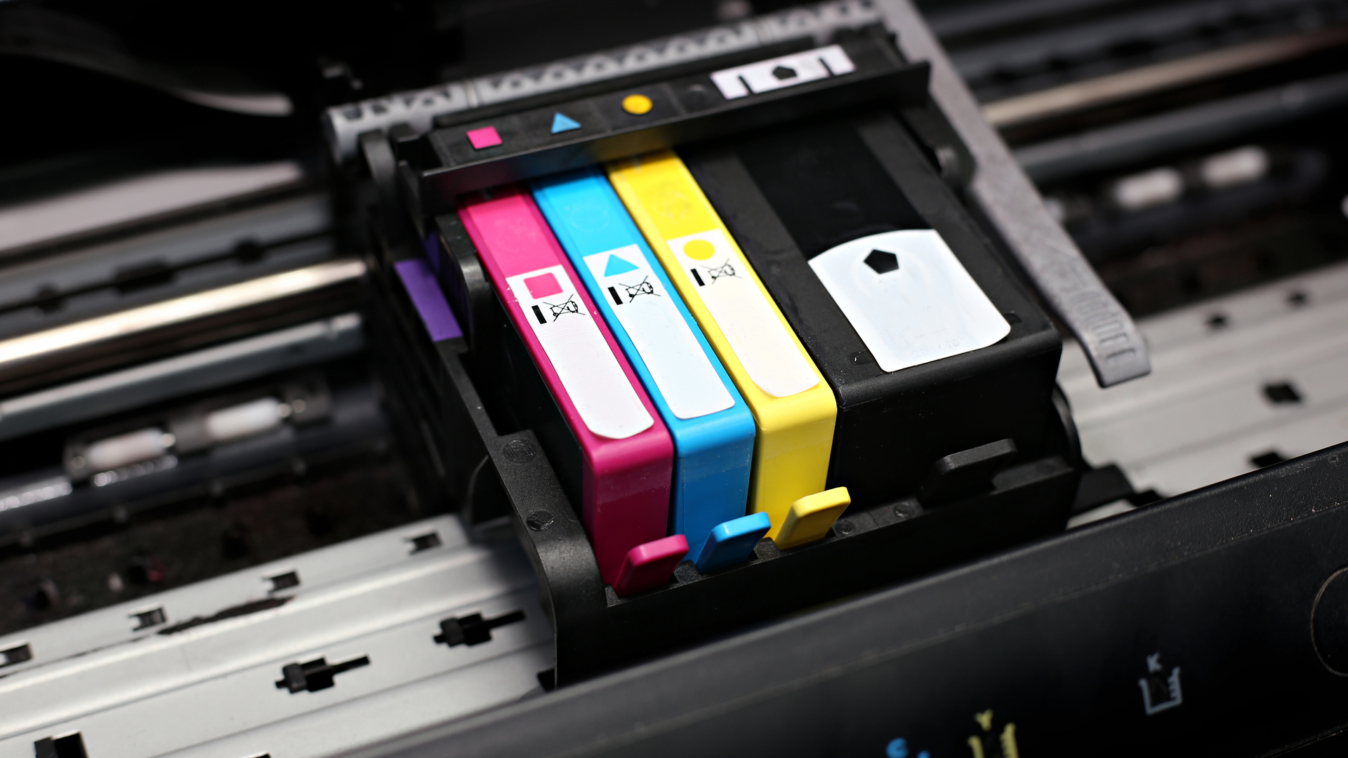 Three Ways to Find Good Deals on Printer Ink