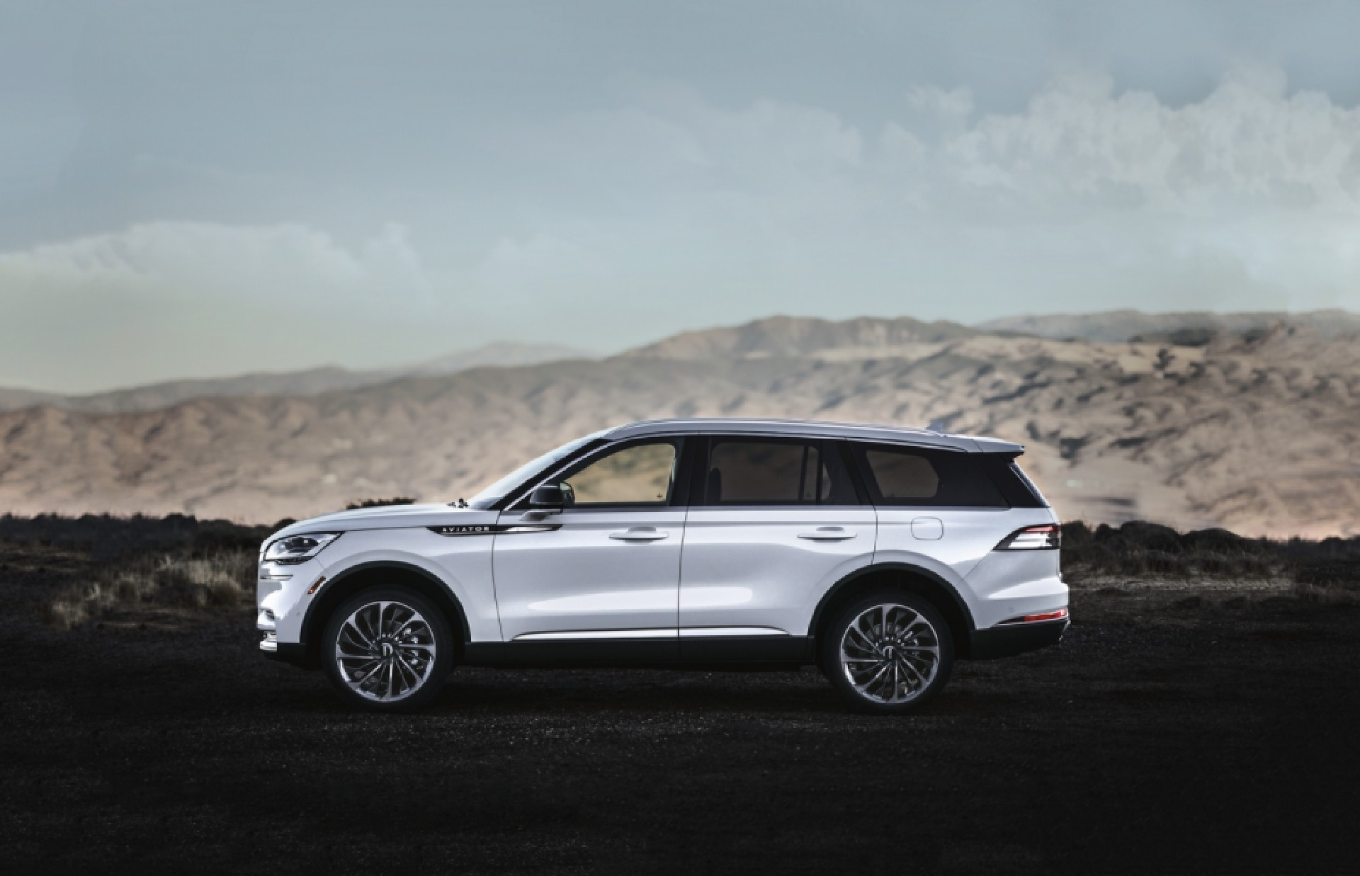 Check Out The 2020 Lincoln Aviator