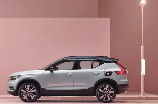 New 2021 Volvo XC Hybrid SUVs