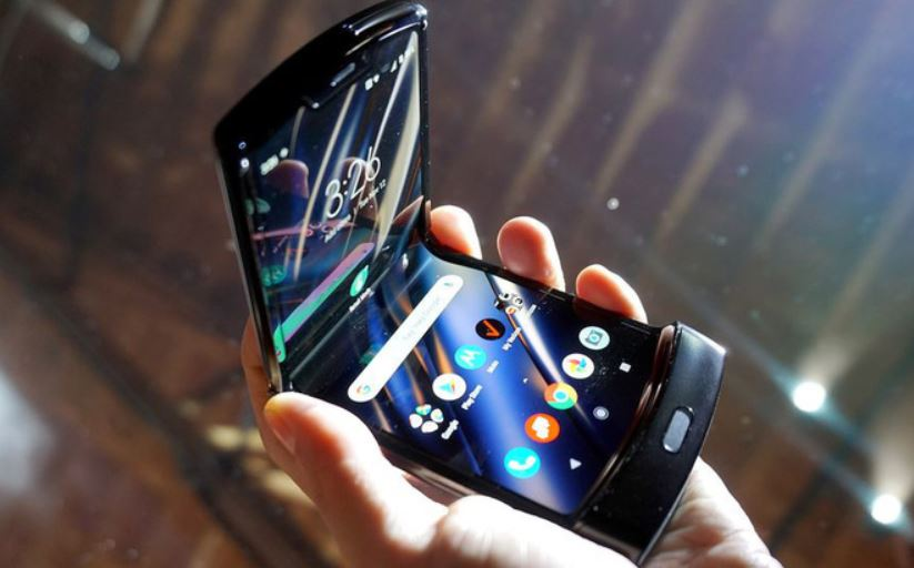This Year's Exciting New Flip Phones