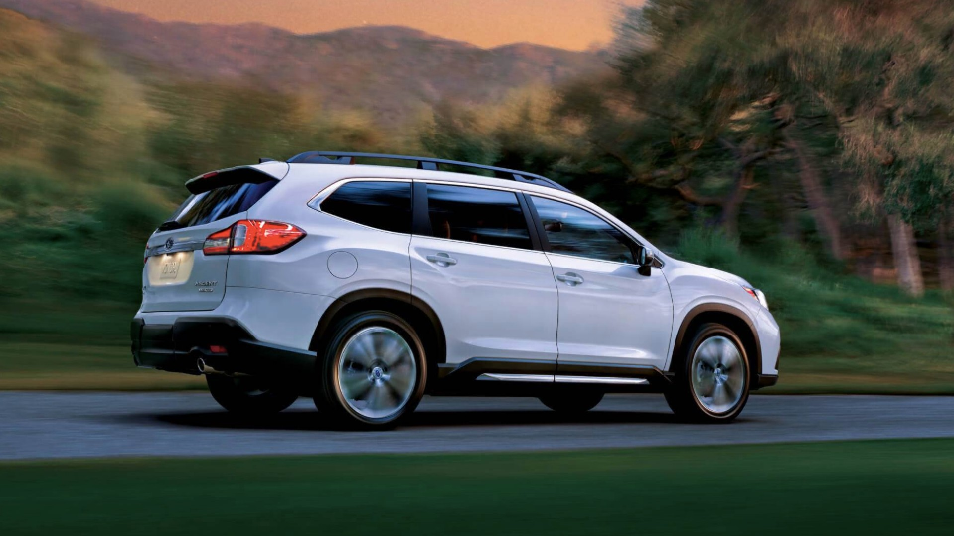 Hot Deals on the Best Family SUVs 