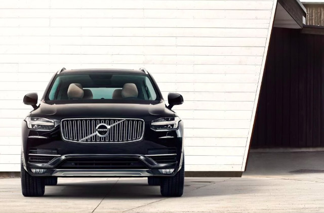 The Volvo XC90 vs. the Cadillac XT6