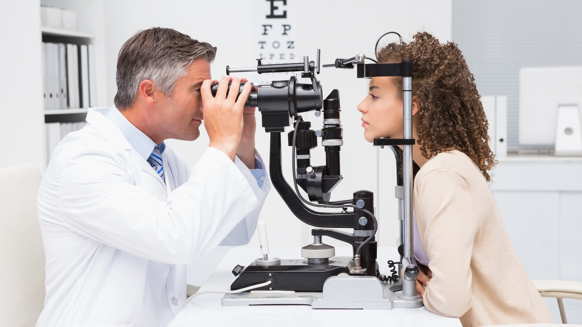 Best Places to Buy Glasses with Free Eye Exams 