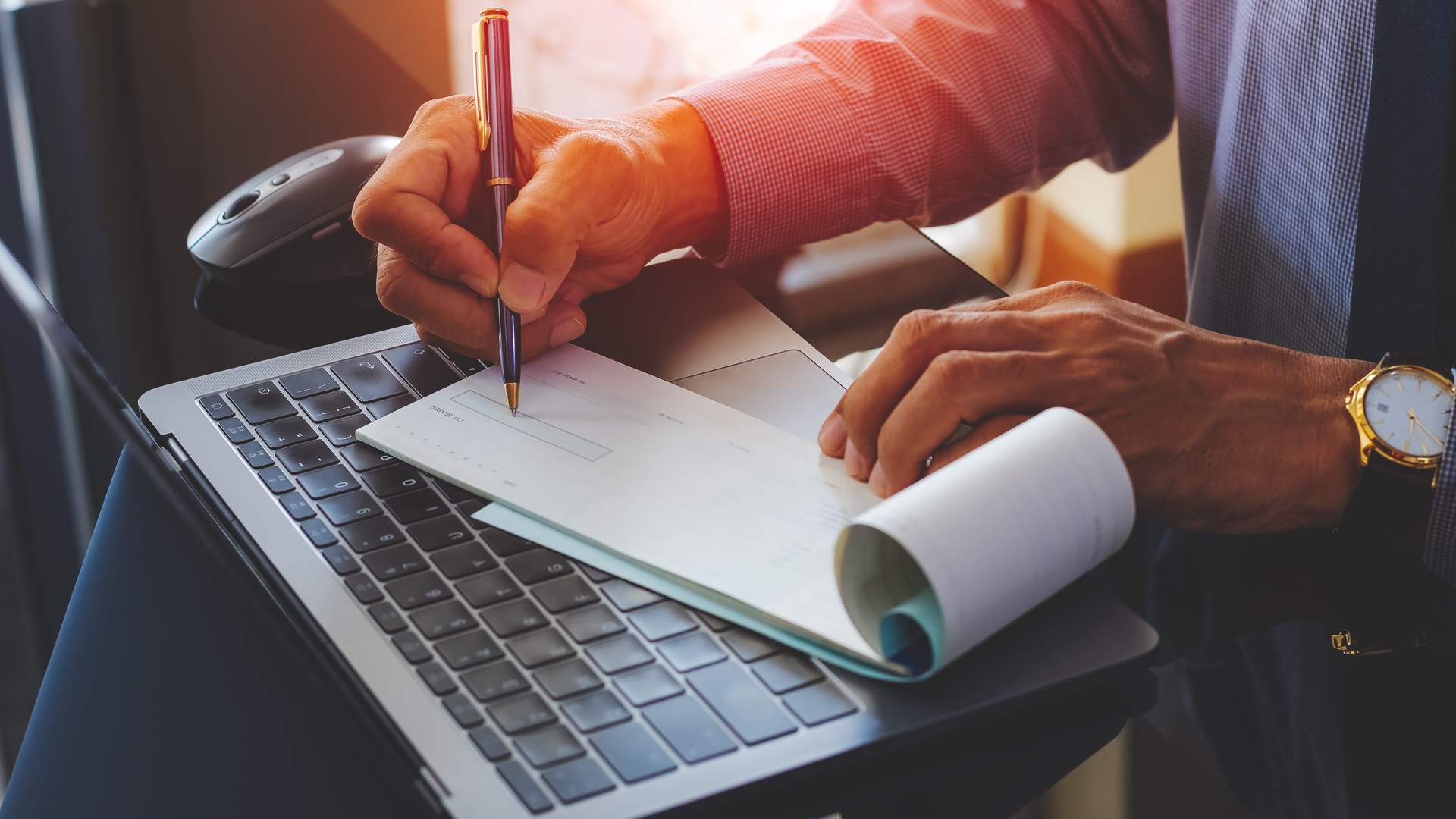 The Best Online Retailers With Affordable Checks