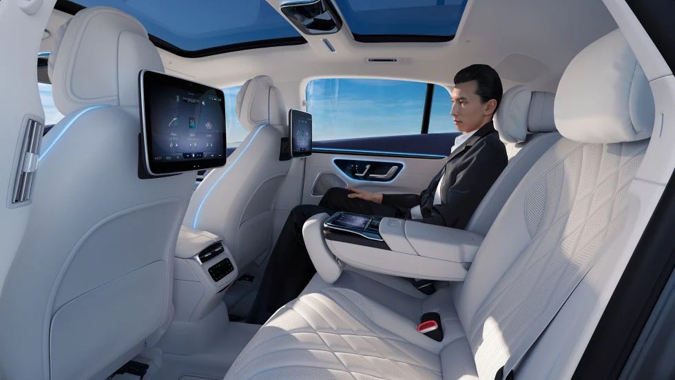 Why a Mercedes Should Be Your Next Luxury Vehicle