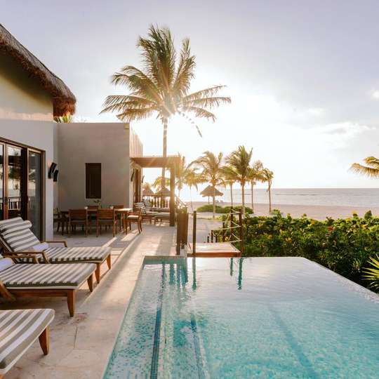 Last Minute Luxury Escapes