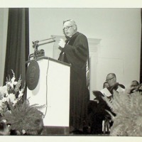 1980_commencement_image00003.tiff