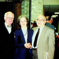 2000_commencement_image00012.tiff