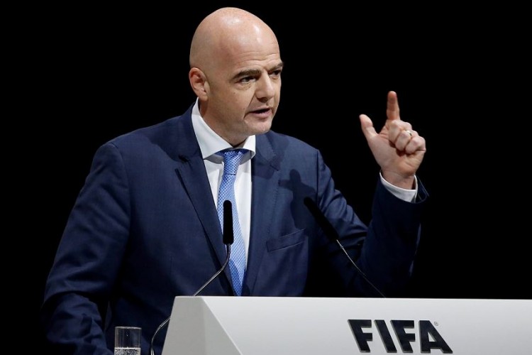 Resultado de imagen para infantino fifa