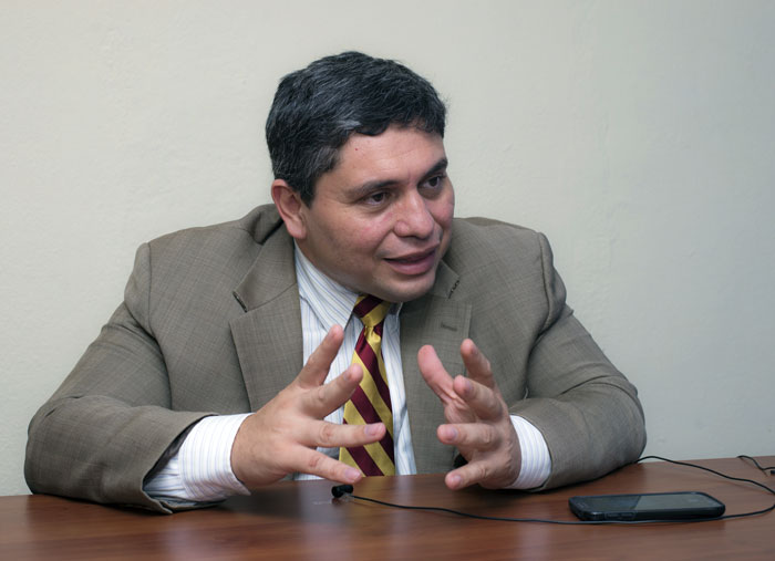 Eliseo Núñez, politólogo y exdiputado opositor