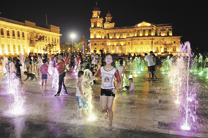 Fuente luminosa