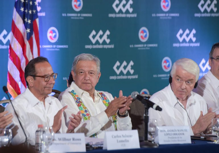 12-04-2019-FOTO-02-FIRMA-DEL-ACUERDO-ENTRE-SECTORES-PRIVADOS-DE-MEXICO-Y-ESTADOS-UNIDOS.-MERIDA-YUCATAN-770x538.jpg