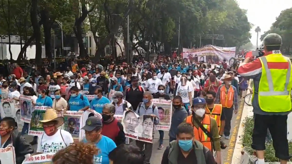 43 marcha 6to aniv.jpg