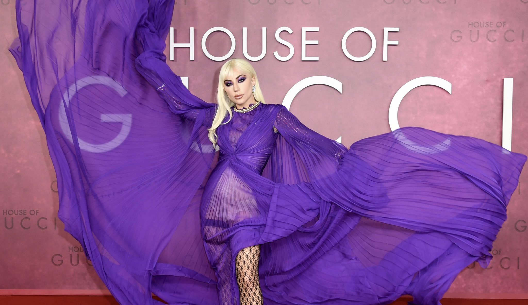 Gaga house of gucci 443BD25E-B81E-43FC-A40A-220C3CA8BD3B.jpeg