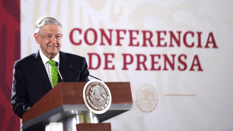 AMLO6.jpg