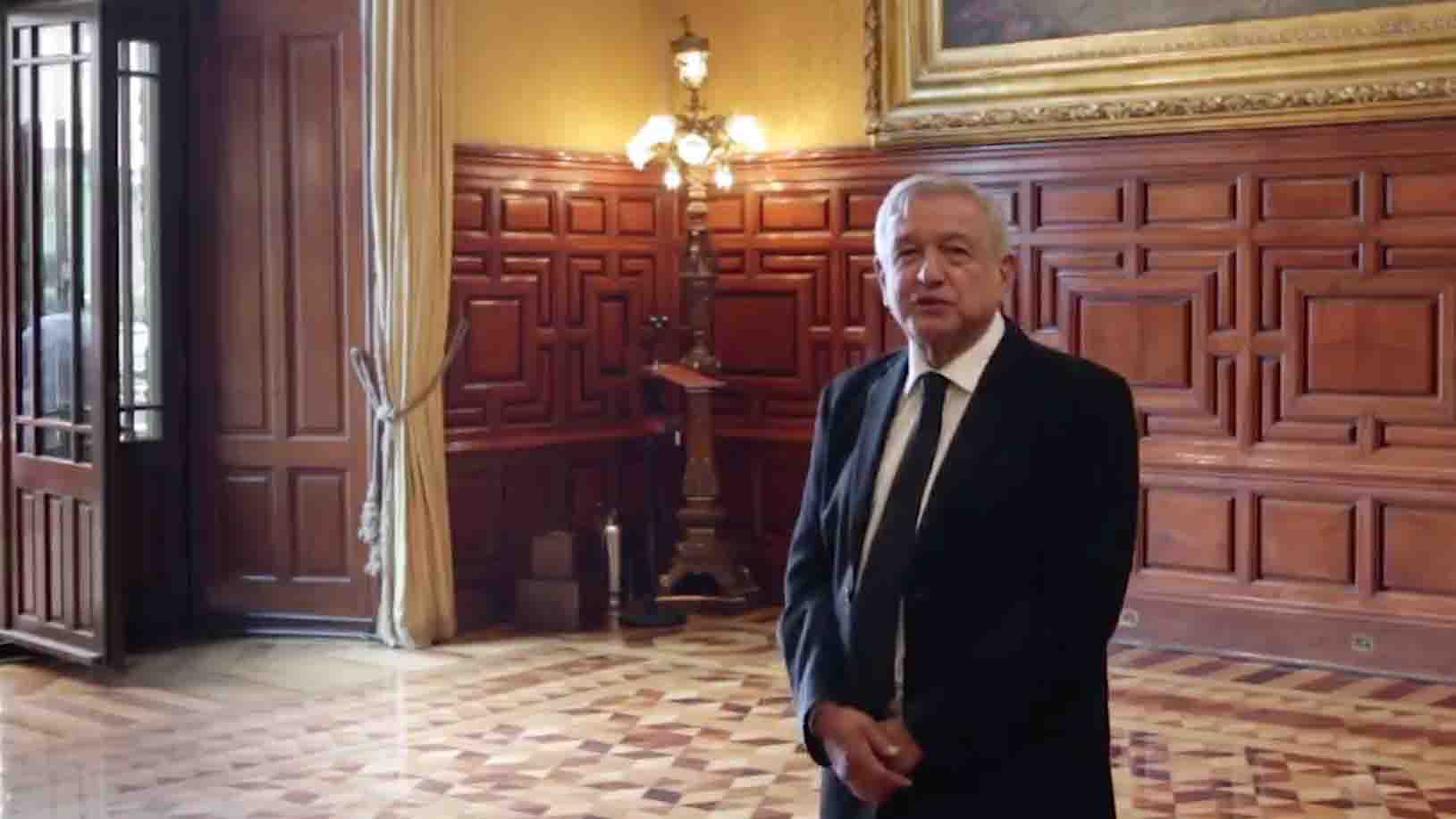 AMLO GRITO ZÓCALO.jpg