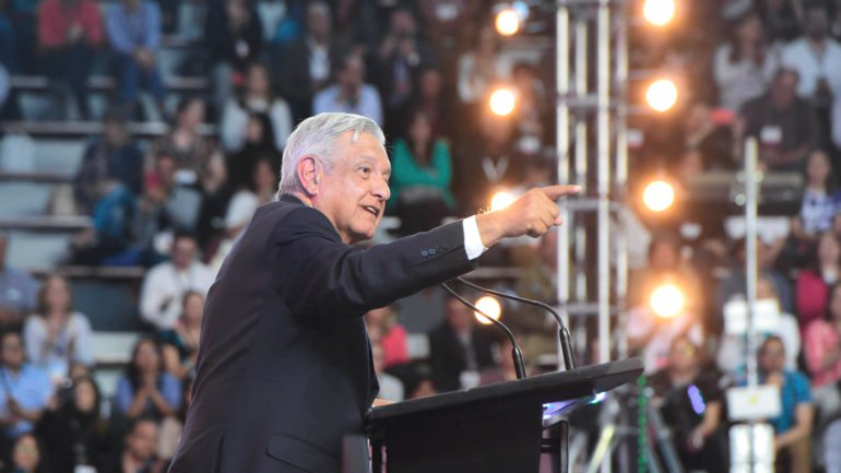 AMLO gobers.jpg