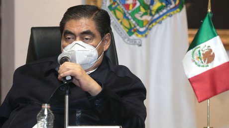 AMLO puebla reconstrucción MBH.jpg