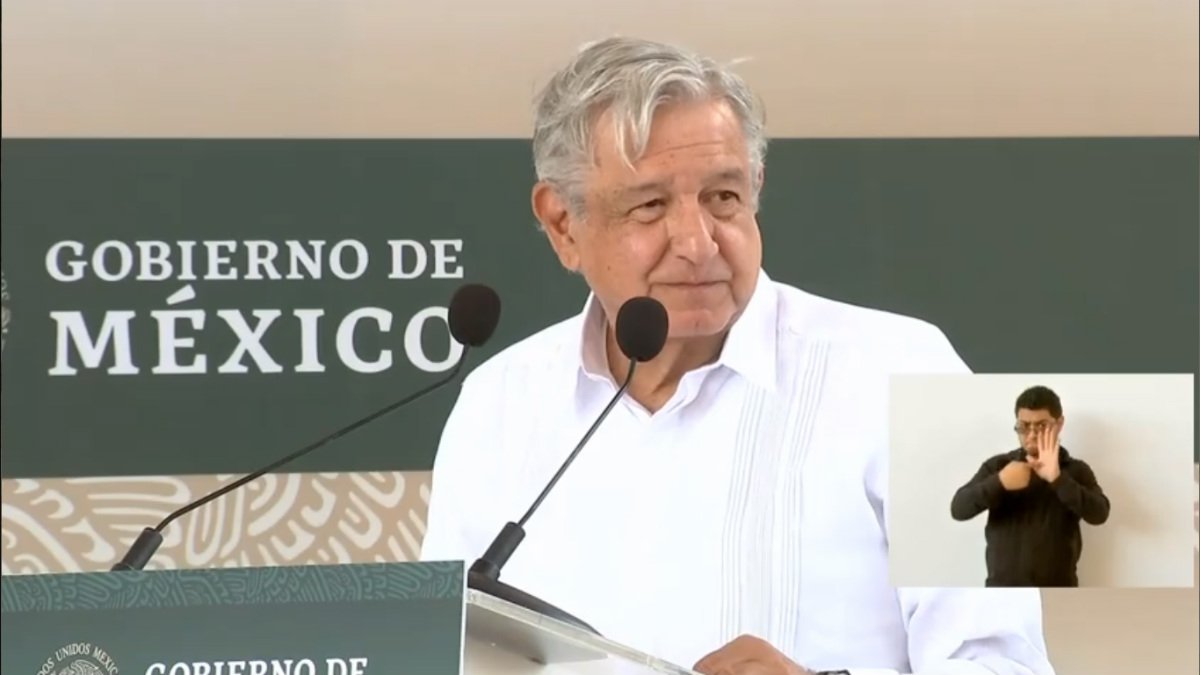 AMLO semáforo rojo pandemia 19 dic.jpg