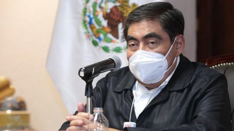 Apertura estadCuauhMBH.jpg