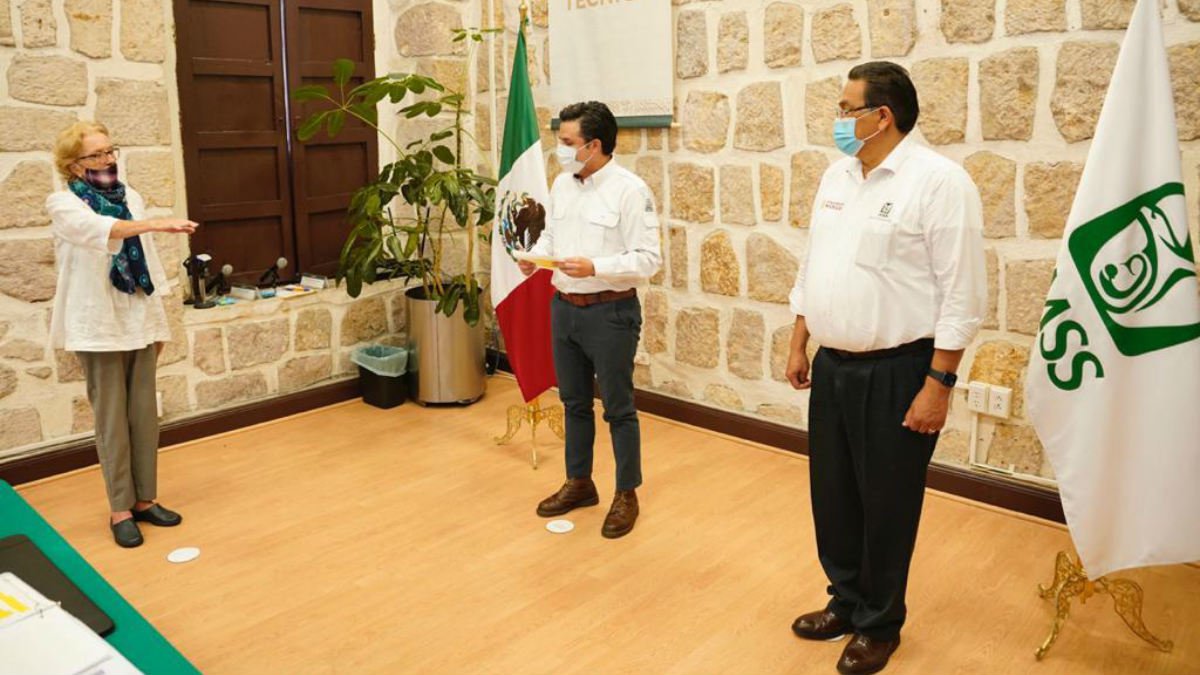 Asa Christina IMSS nombramiento.jpg