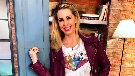 Atala Sarmiento Intrusos se acaba.jpg