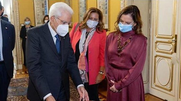 Beatriz Gutiérrez Italia carta AMLO.jpg