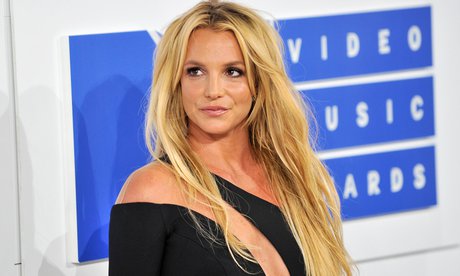 Britney-Spears-To-Be-Honoured-With-2018-GLAAD-Vanguard-Award.jpg