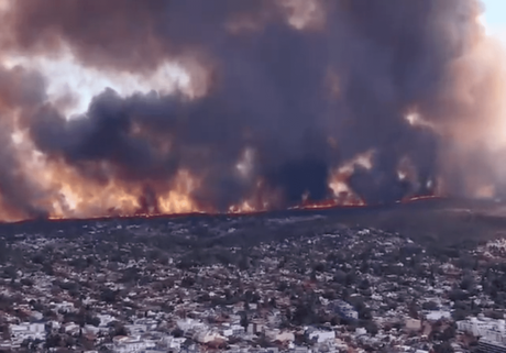 Incendio forestal devora regiones de Argentina