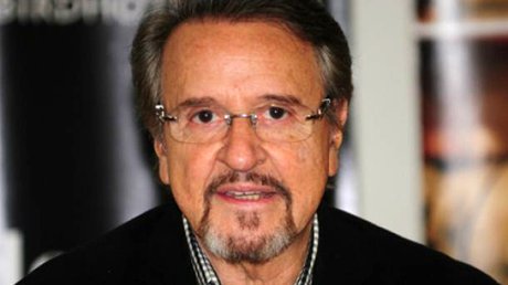Carlos_Villagran.jpg