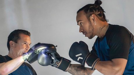 Chavez y Hamilton.jpg