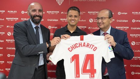 Chicharito en Sevilla.jpg