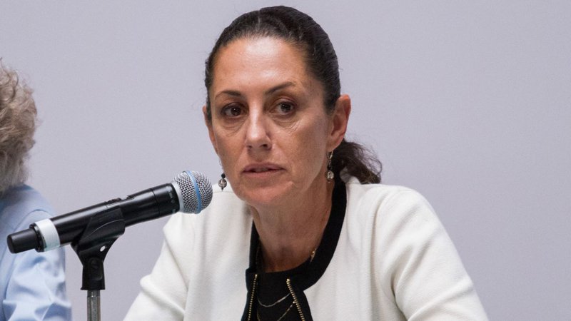 Claudia Sheinbaum mesas de trabajo.jpg