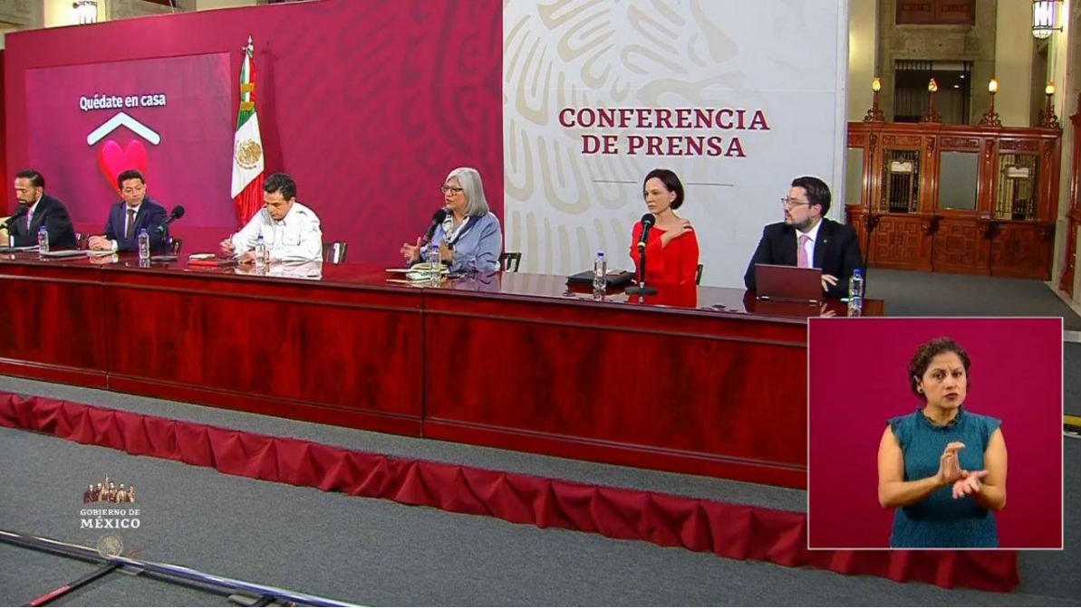 CoferenciaEconomía2804.jpg