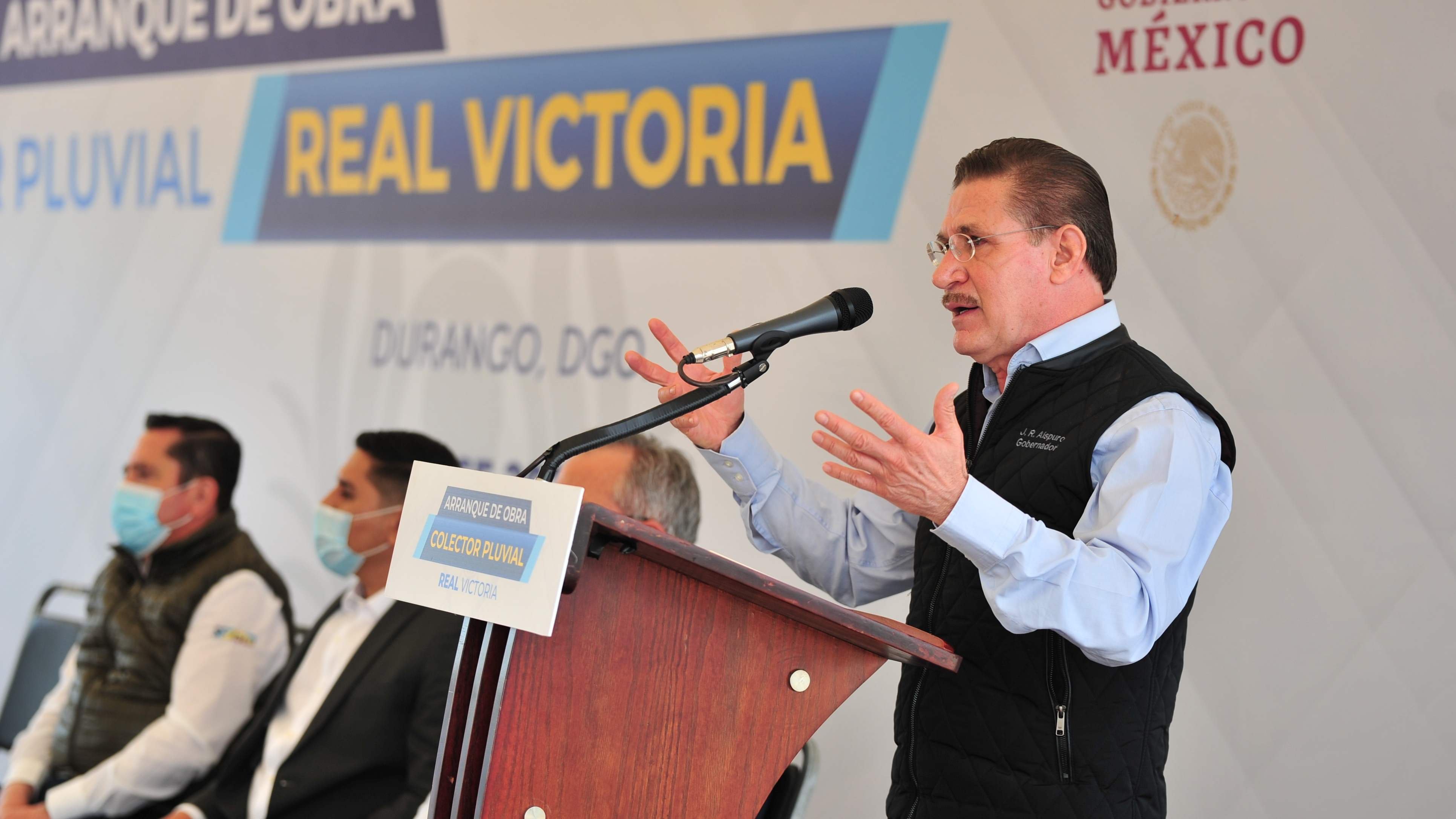 Construcción colector pluvial Real Victoria 09 (1).jpg