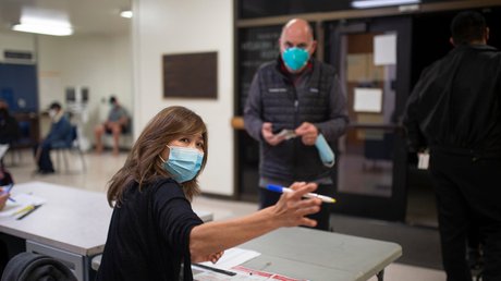 Cubrebocas interiores Los Ángeles (1).jpg