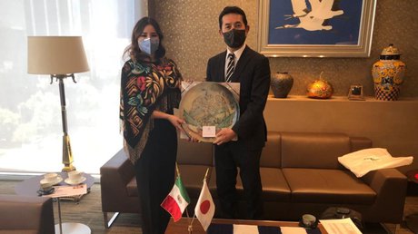 DiputadareuniónembajadordeJapón.jpg
