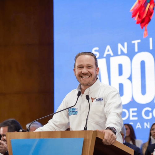 Santiago Taboada, precandidato del Frente Opositor