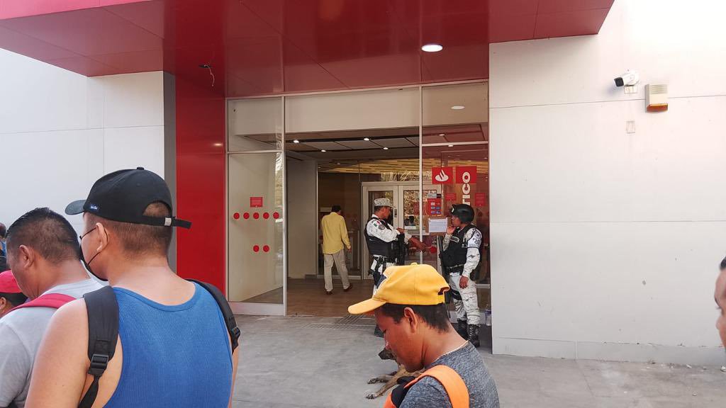 REAPERTURA DE BANCOS EN ACAPULCO