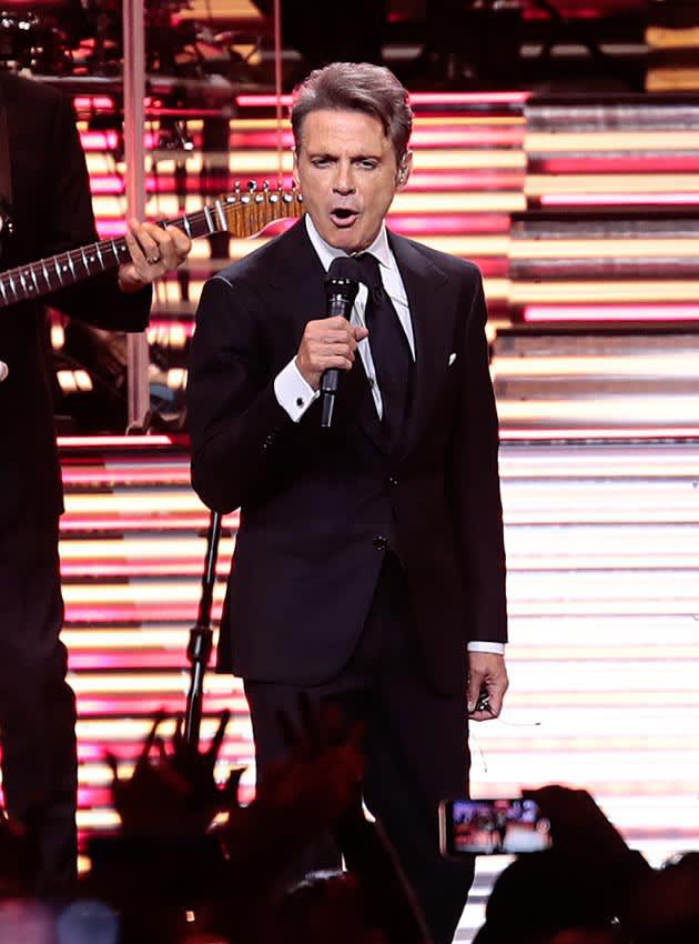 Luis Miguel donará millones de pesos a damnificados en Acapulco