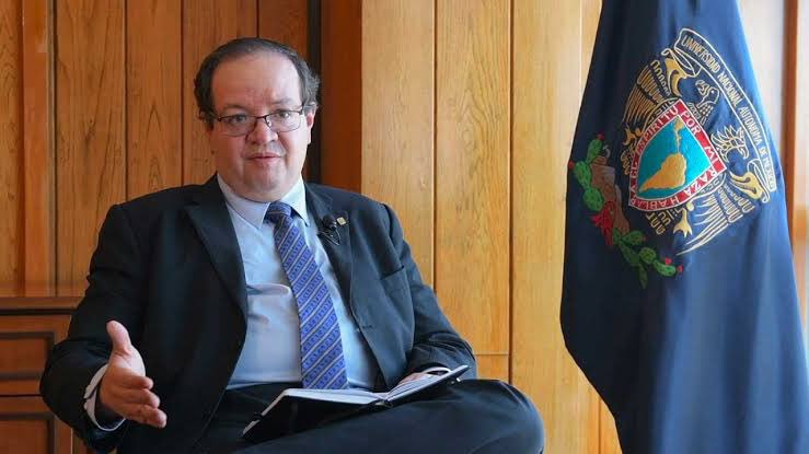 Rinde protesta Leonardo Lomelí como nuevo rector de la UNAM