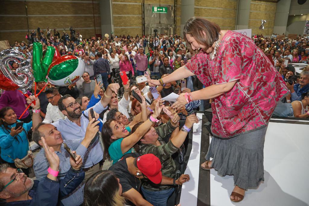 Xóchitl Gálvez lista para enfrentar al "macho" de López Obrador