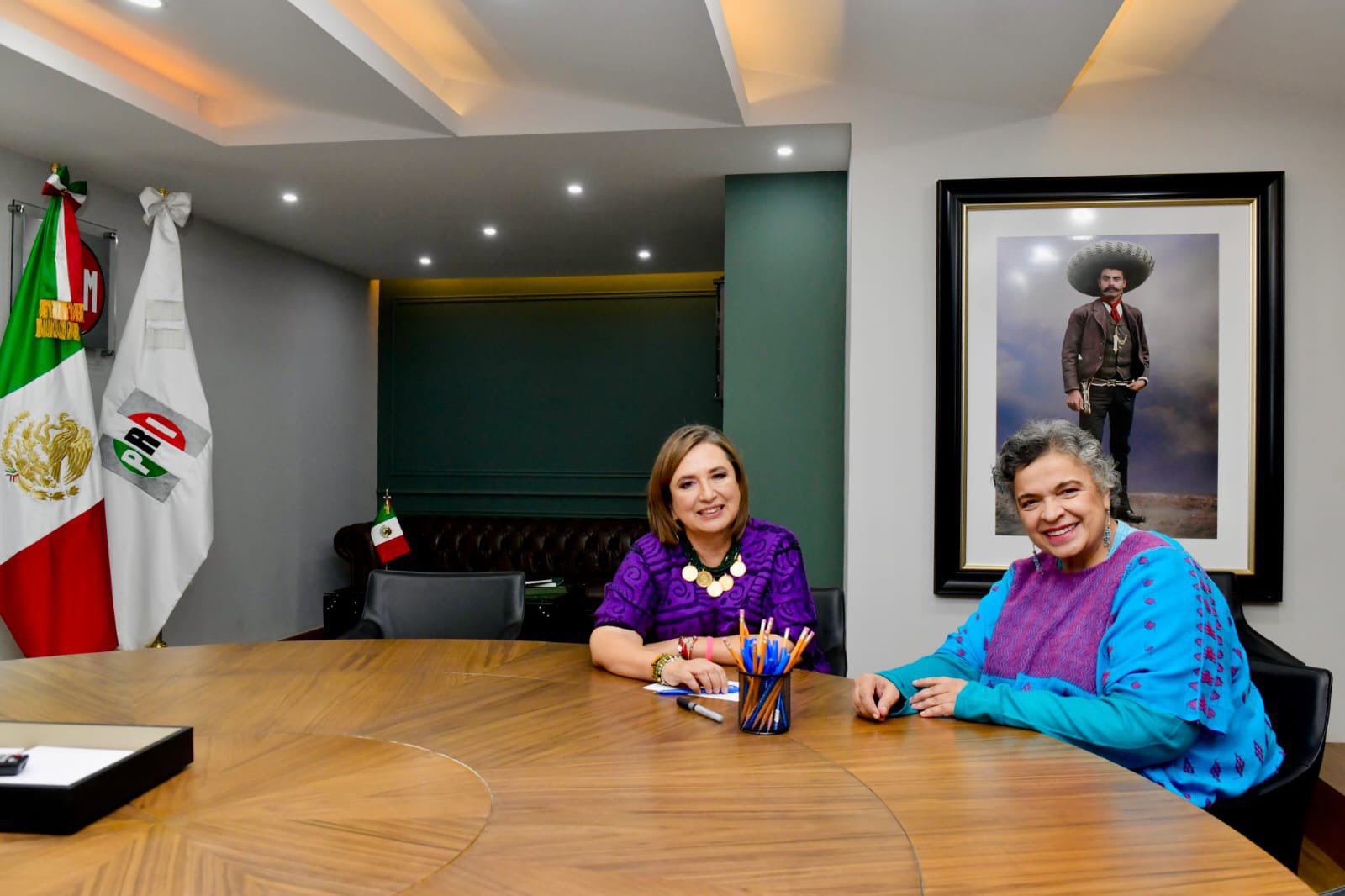 Beatriz Paredes expone los motivos de su declinación