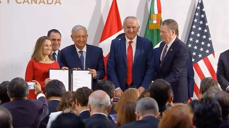 FIrma-de-acuerdos-del-TMEC.jpg